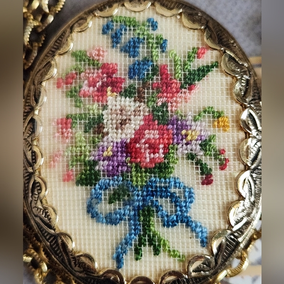 Vintage Jewelry - Vtg Petit Point Gold-Tone Locket Pendant Necklace